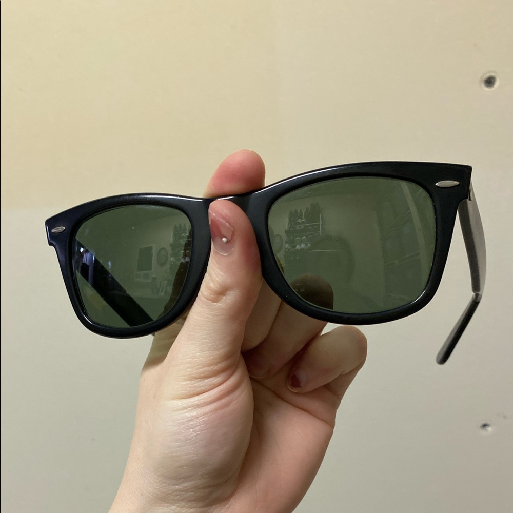 SUNGLASSES | Rare Vintage B&L Ray-Ban USA Wayfarer sunglasses